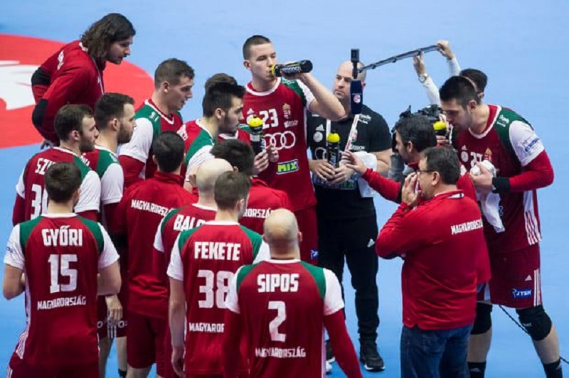 Negyeddöntőbe jutna a férfi kézilabda válogatott